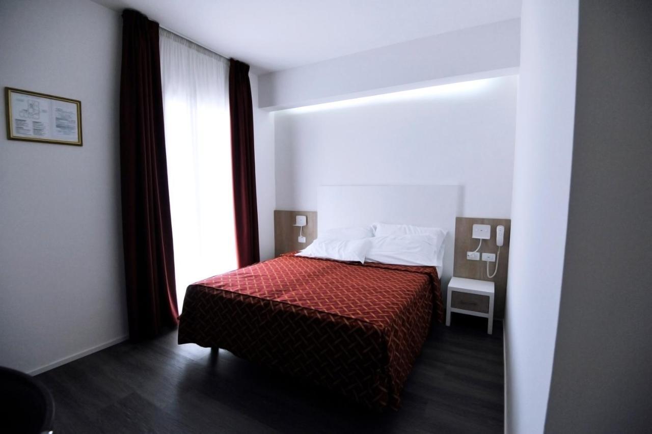 Marzia Queen Hotel 3*