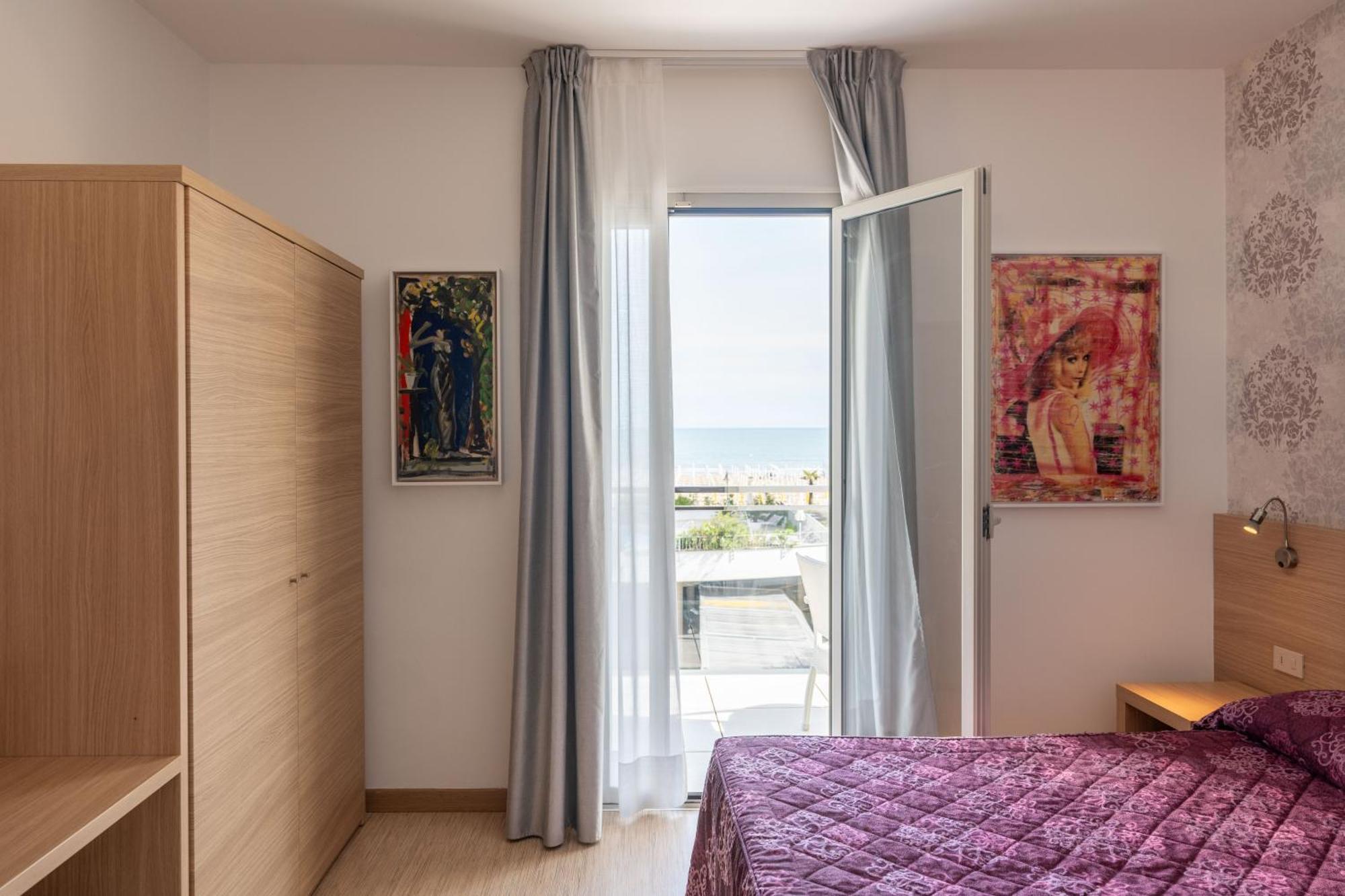 Hotel Marzia Queen 3*